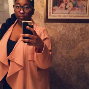 Meet your Posher, Kamaria